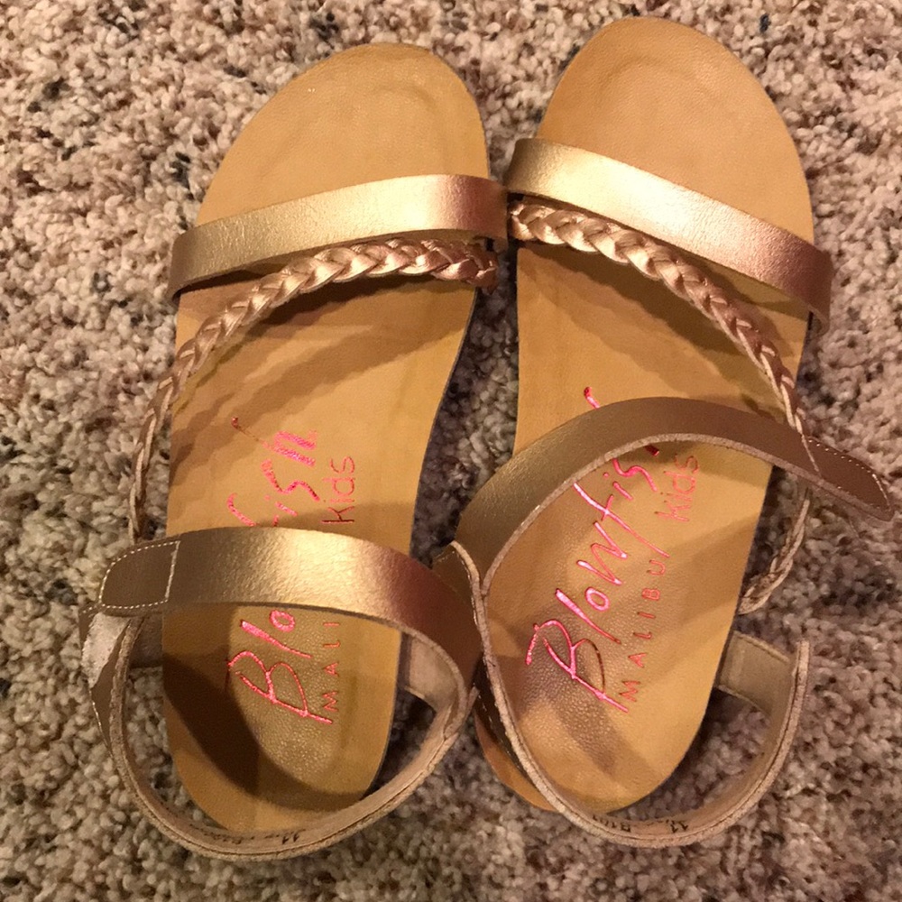 Blowfish sandals size 11